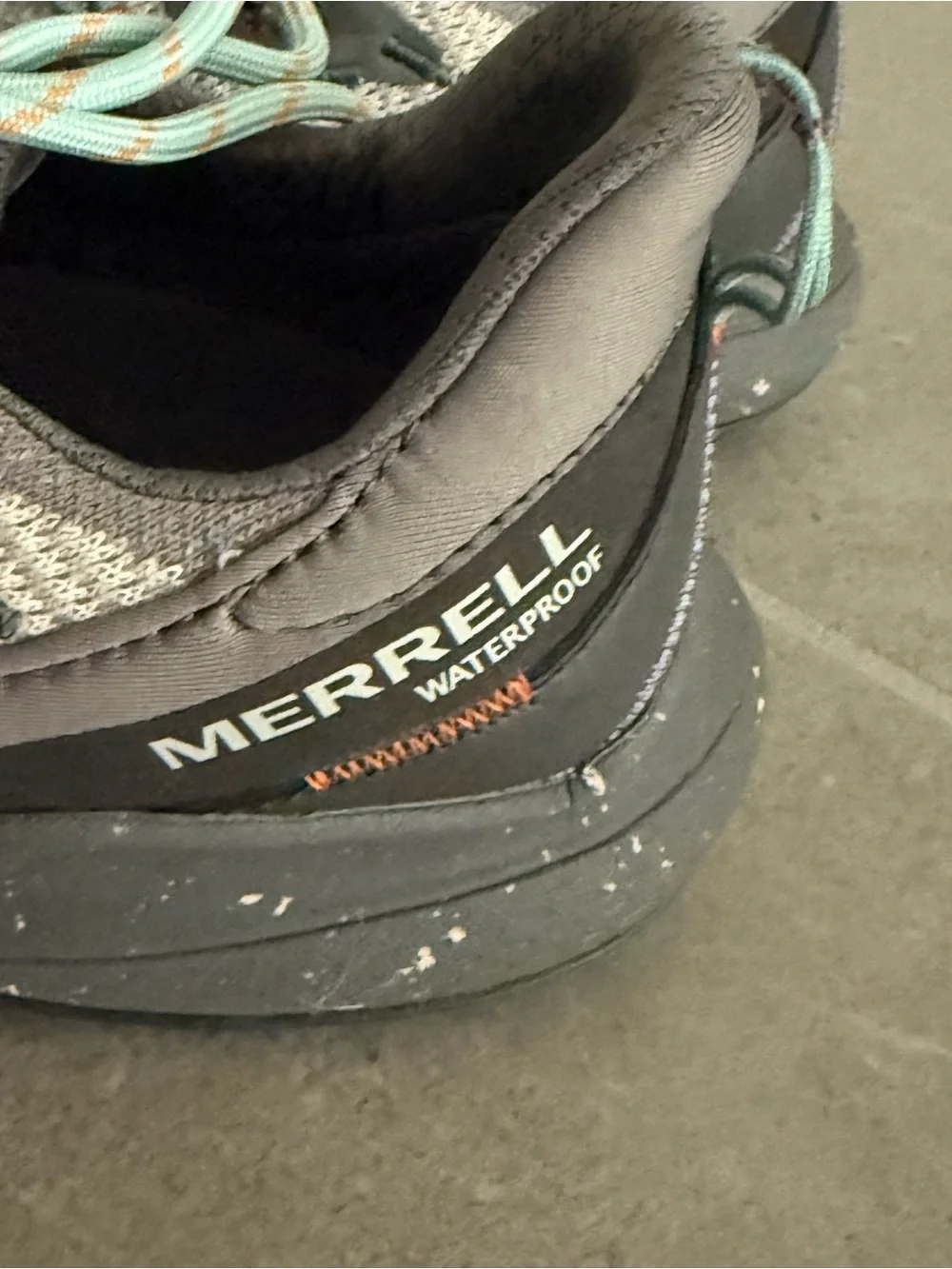 Merrell Women Bravada 2 Water Proof Sneaker Charcoal Size 7 Brand New in Box